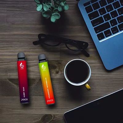 POCO Huge 5000 Puff Vapor à usage unique E-cigarette à 2% / 5% de nic salé rechargeur 950mah