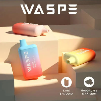 Vape à l'aide d'une molette rechargeable jusqu'à 5000 bouffées